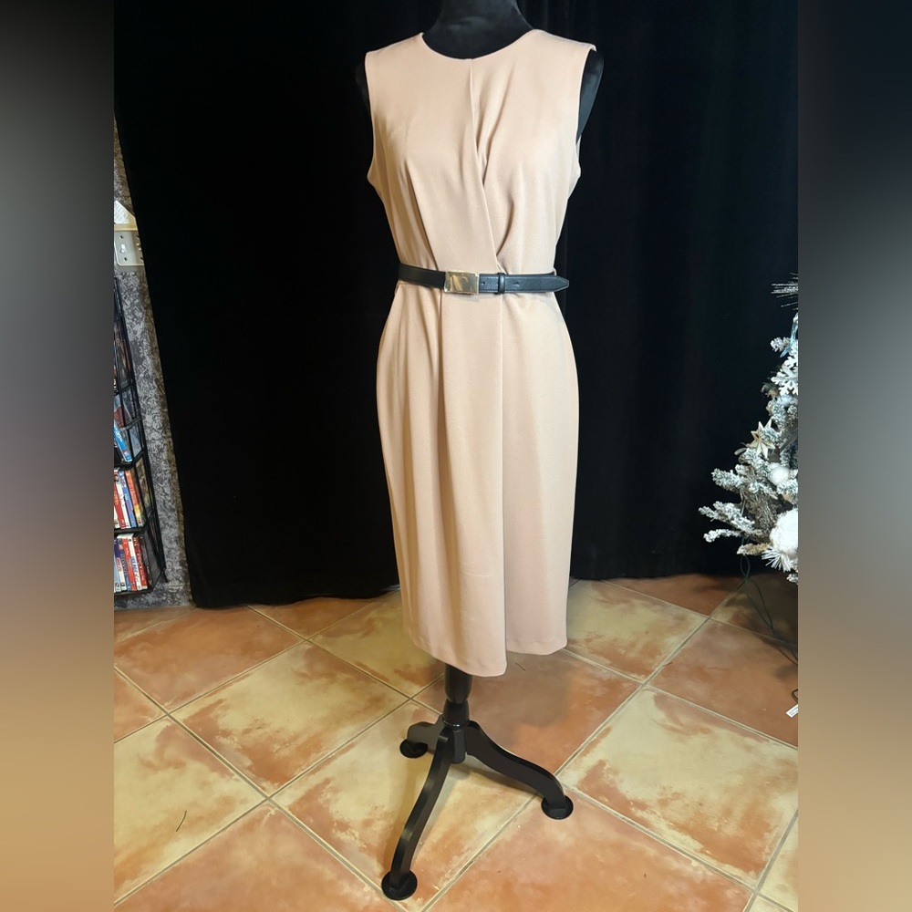 Tan sleeveless dress with belt